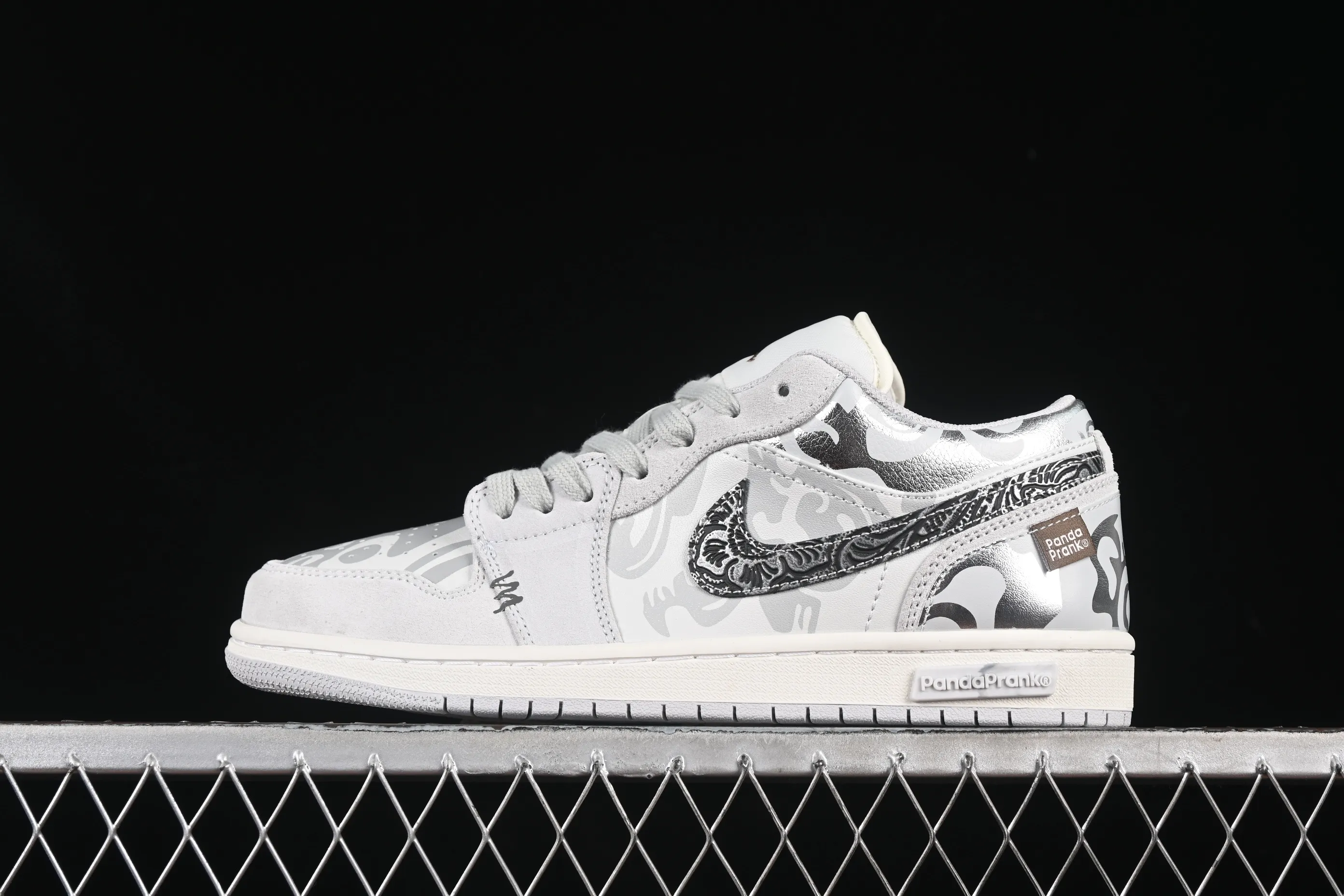 All categories Air Jordan Jordan series basketball shoes Air Jordan 1 Low Air Jordan 1 Low AJ1 Joe 1 Panda Prank CNY Youlong Zeling Zhizhishan low-top casual sneakers HF1567-200